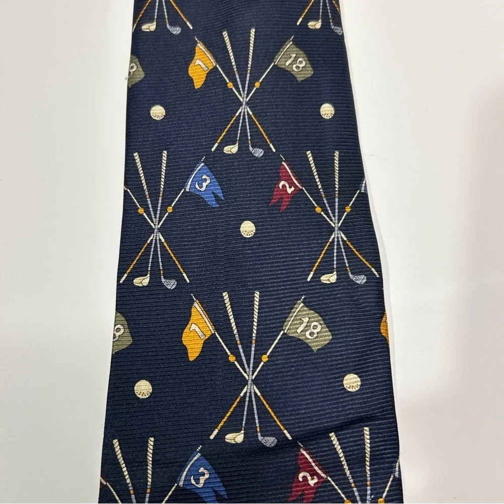 Grand Masters Adjustable 100% Silk Tie Men’s Golf Clubs Navy Blue Classic